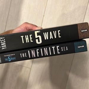 The 5th wave book series